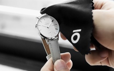 Hướng Dẫn Vệ Sinh Mặt Đồng Hồ Đúng Cách